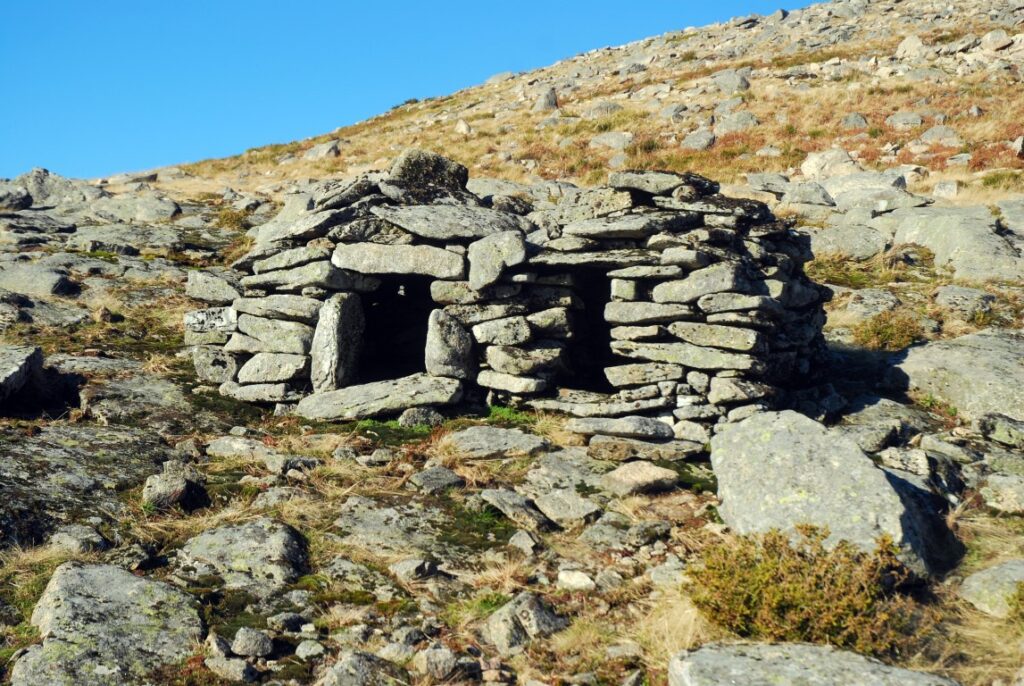 Foto das Casarotas na Serra Amarela